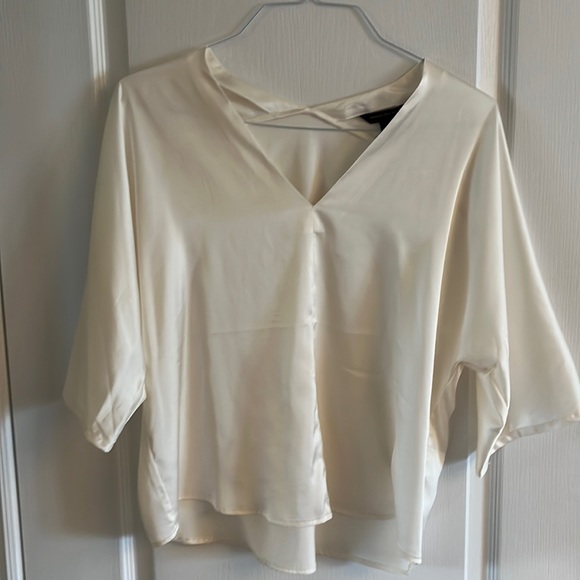 Banana Republic pull over top - Picture 1 of 3